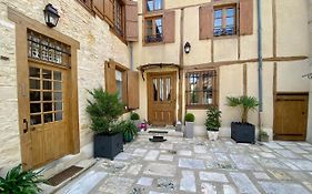 La Maison De Montaboulin